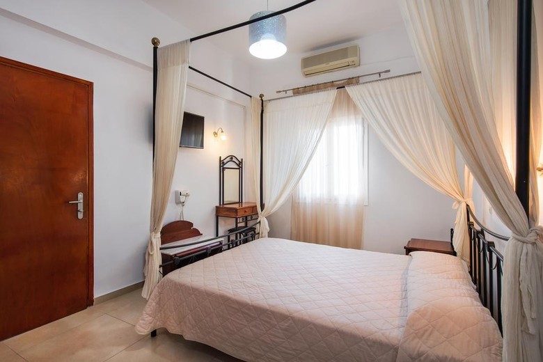 Hotel Leta