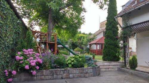 Hostal Sz�kely Vend�gh�z
