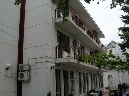 Federa?ia Rom�n? De Scrim? - Hotel Floreta De Aur