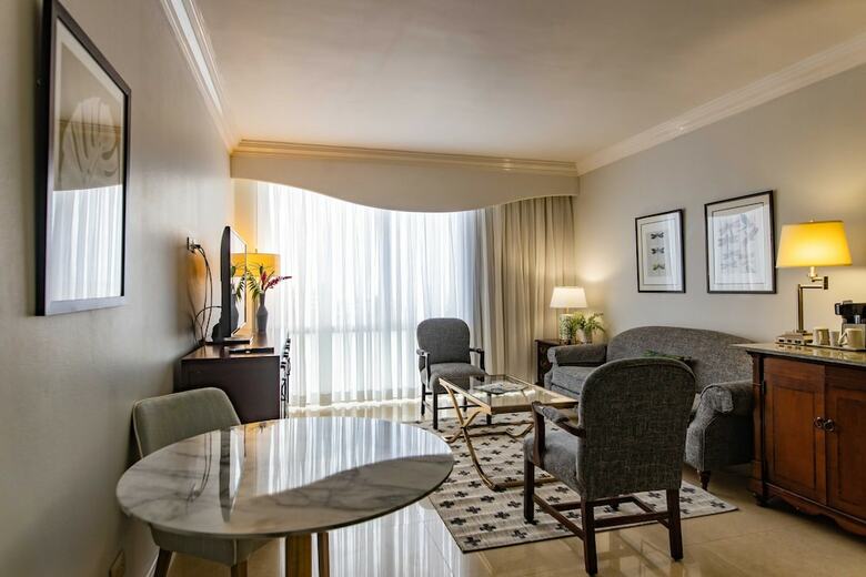 The Courtleigh Hotel