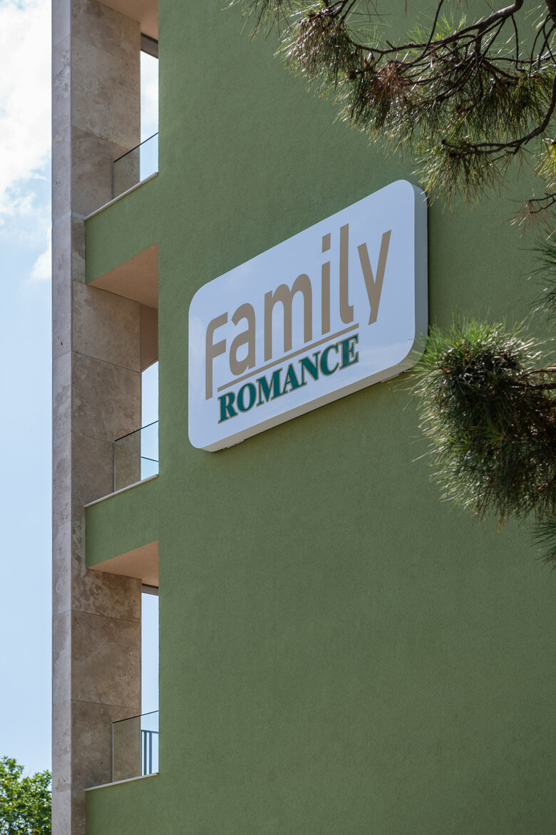 Hotel Romance