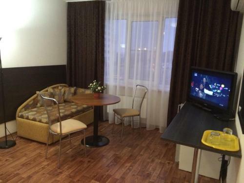 Yuzhniy Hotel