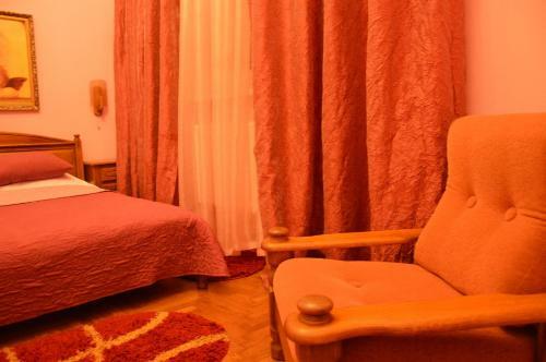 Hostal Knaus Apartments