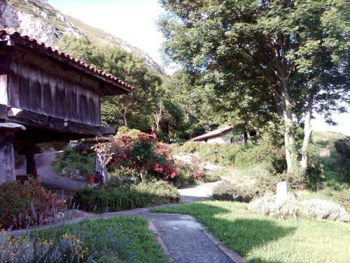Agroturismo Casas Rurales El Corberu