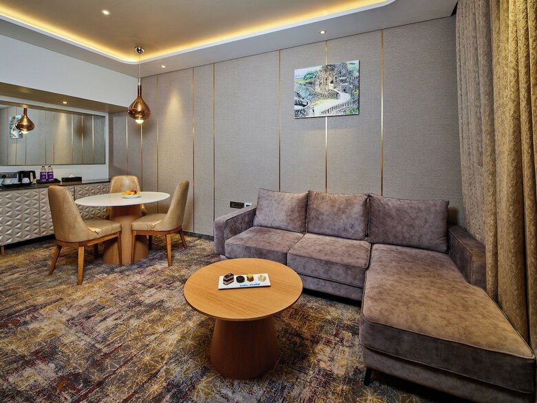 Sayaji Hotel