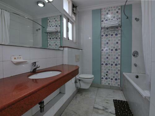 Hotel Mehra Residency At The Airport