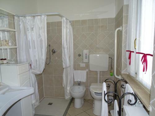 Hostal Terra Dei Santi Country House