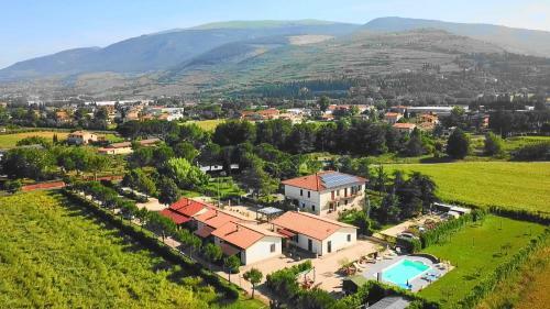 Hostal Terra Dei Santi Country House