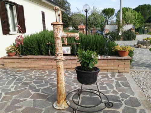 Hostal Terra Dei Santi Country House