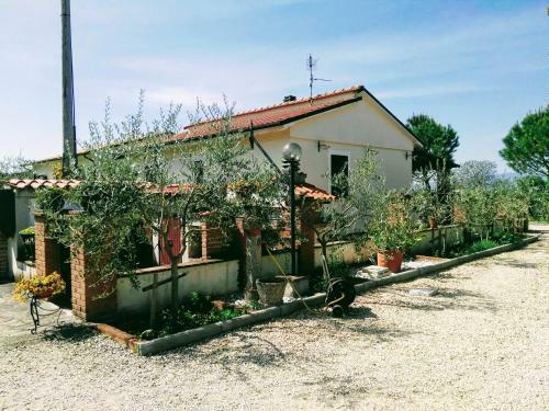Hostal Terra Dei Santi Country House