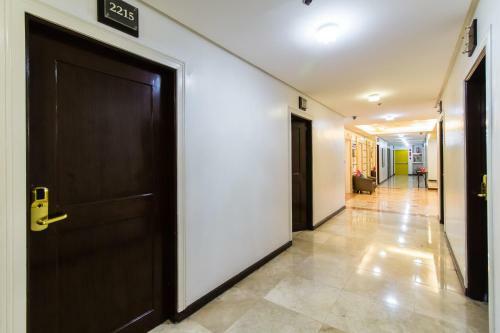 Jmm Apartment Suites