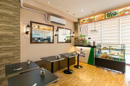Jmm Apartment Suites
