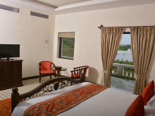 Hotel Mercure Goa Devaaya Resort