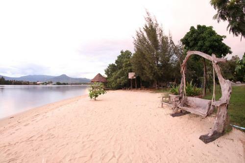 Natural Bungalows