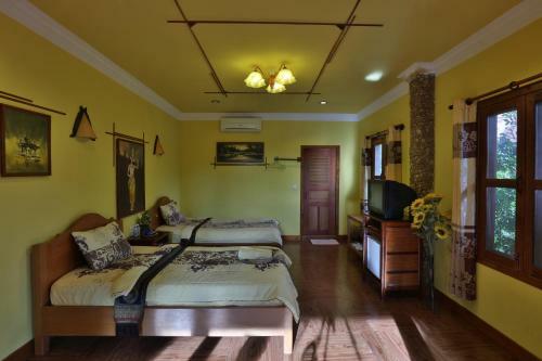Natural Bungalows