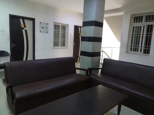 Lodge Hotel Satkar