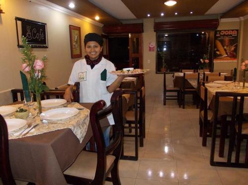 Hotel Jora Continental