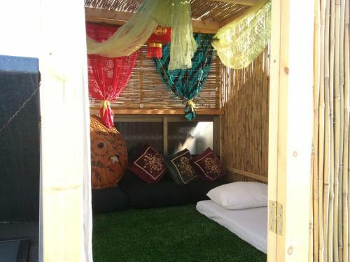 Hostal Dekel Guesthouse
