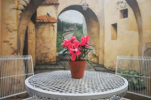 Hapina-shel-michal Hotel