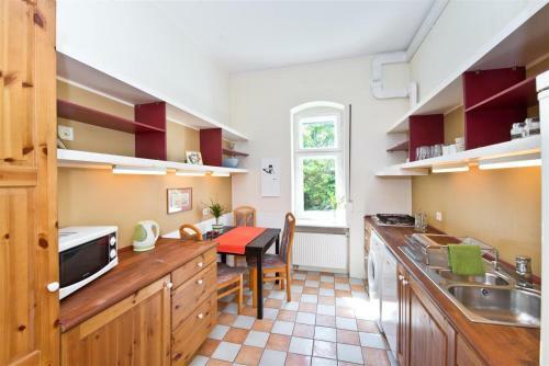 Apartment With Cosy Garden