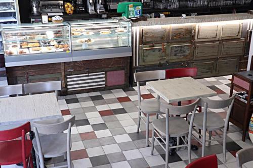 Hostal Drommire In Plassa E Clesia