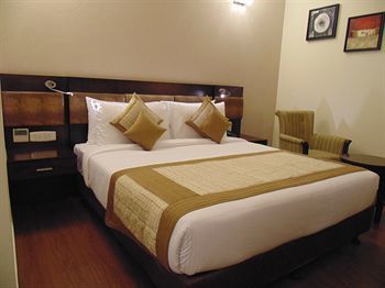 Tavisha Hotel