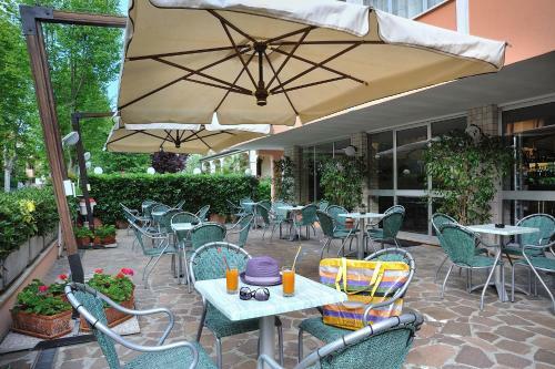 Hotel Atis