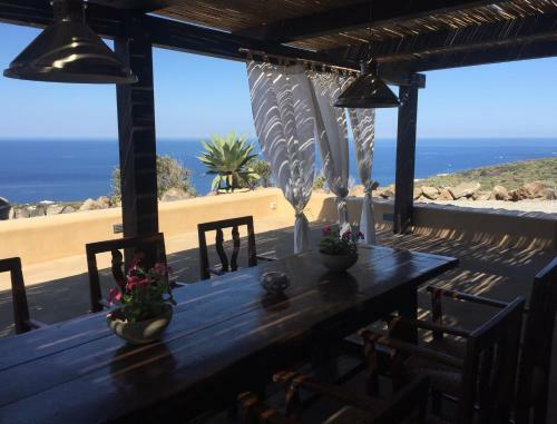 Agroturismo Dammusi Sciuvechi Resort