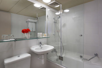 Isrotel Ramon Inn Hotel