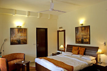 Hostal Ahuja Residency Golf Links