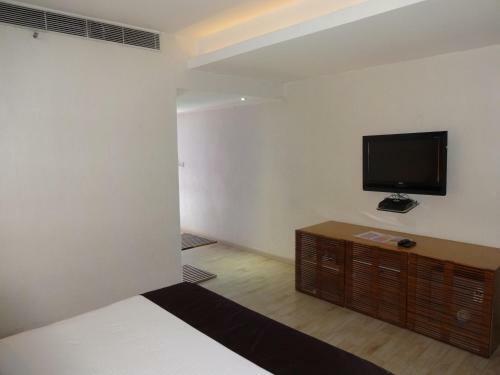 The Purple Leaf Hotels