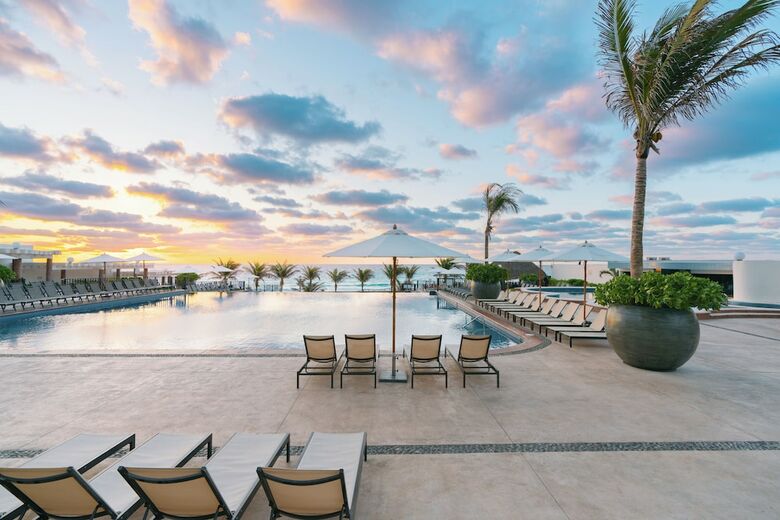 Hotel Seadust Cancun Family Resort