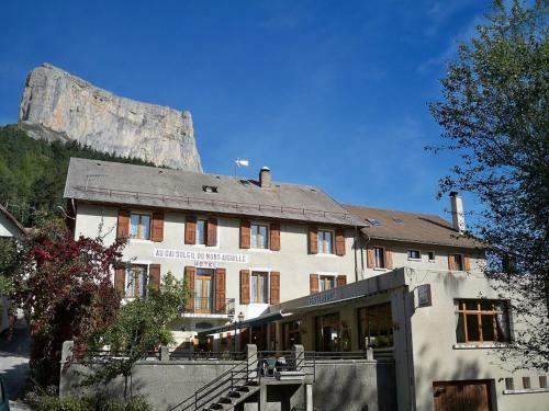 Hotel Au Gai Soleil Du Mont-aiguille