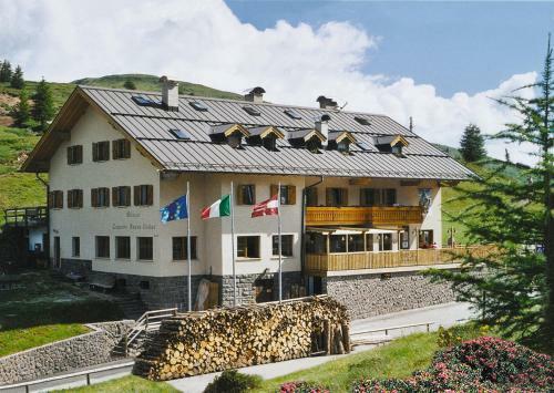 Bed & Breakfast Rifugio Capanna Passo Valles