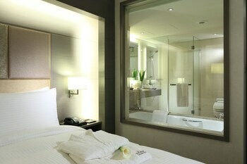 Park Taipei Hotel