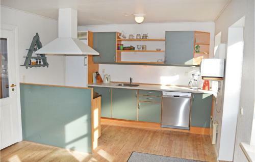 Holiday Home Villingeb�k Strandvej Dronningm�lle I