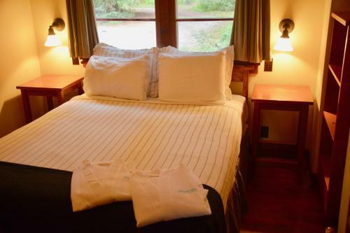 Hotel Johnston Canyon Resort