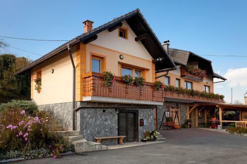 Apartamentos Tourist Farm ?krbina