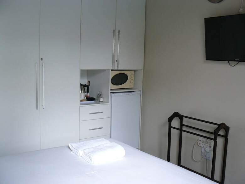 Hostal See More Guest House