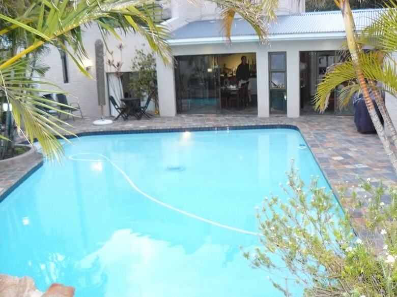 Hostal See More Guest House