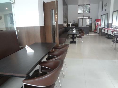Hotel Adi