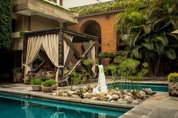 Hotel Nueva Estancia