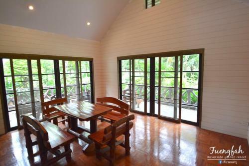 Hotel Fueng Fah Riverside Gardens Resort