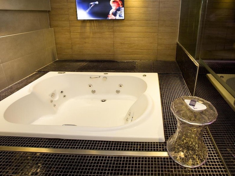 Hotel Lush Motel (adult Only)