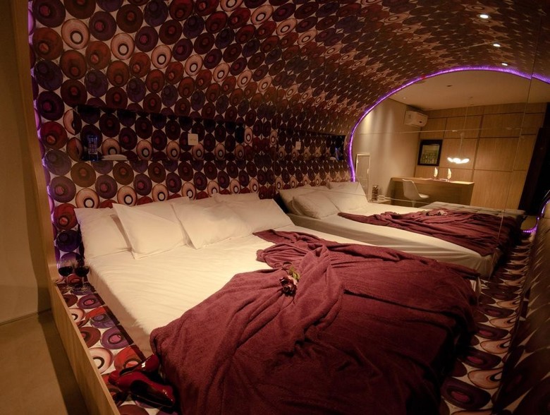 Hotel Lush Motel (adult Only)
