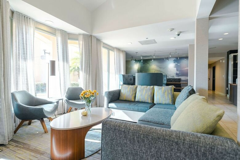 Hotel Courtyard By Marriott Camarillo