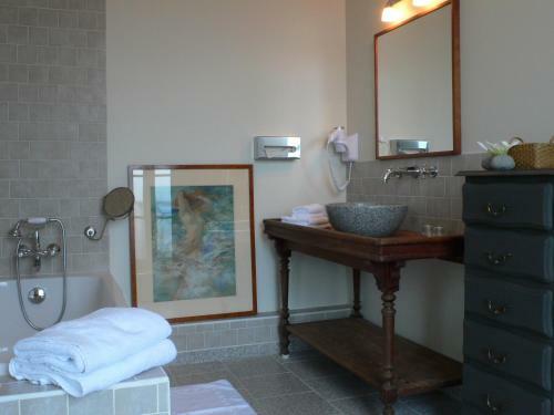 Hotel La Marine De Loire H�tel & Spa