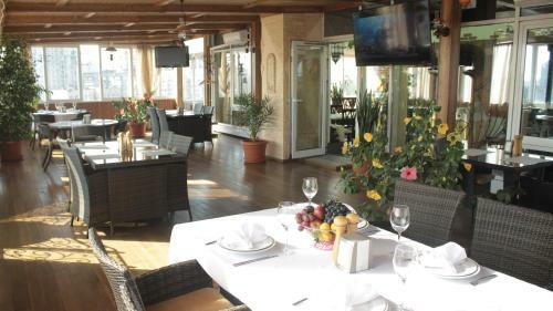 Hotel Asteri