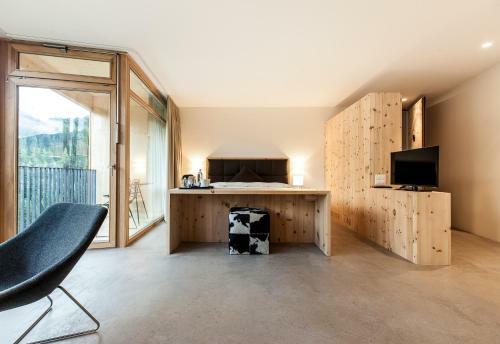 Hotel Arnica Scuol