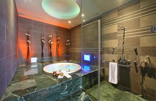 Amain Boutique Motel - Tucheng
